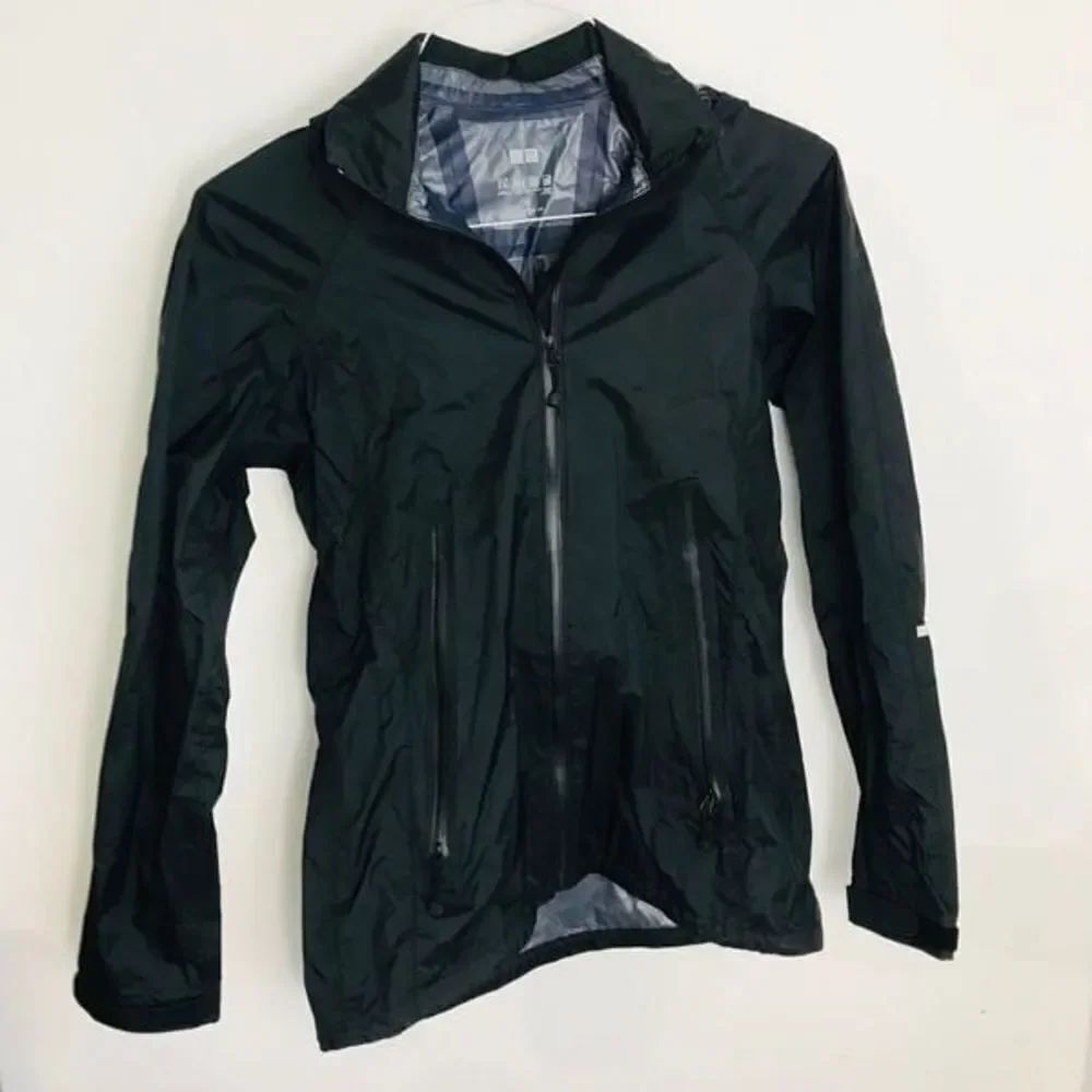 uniqlo jacket Raincoat jacket ..0476